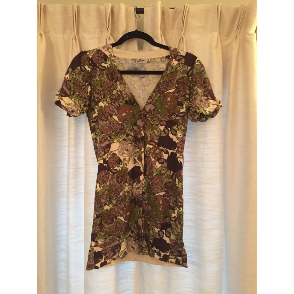 Short Sleeve Floral Cardigan